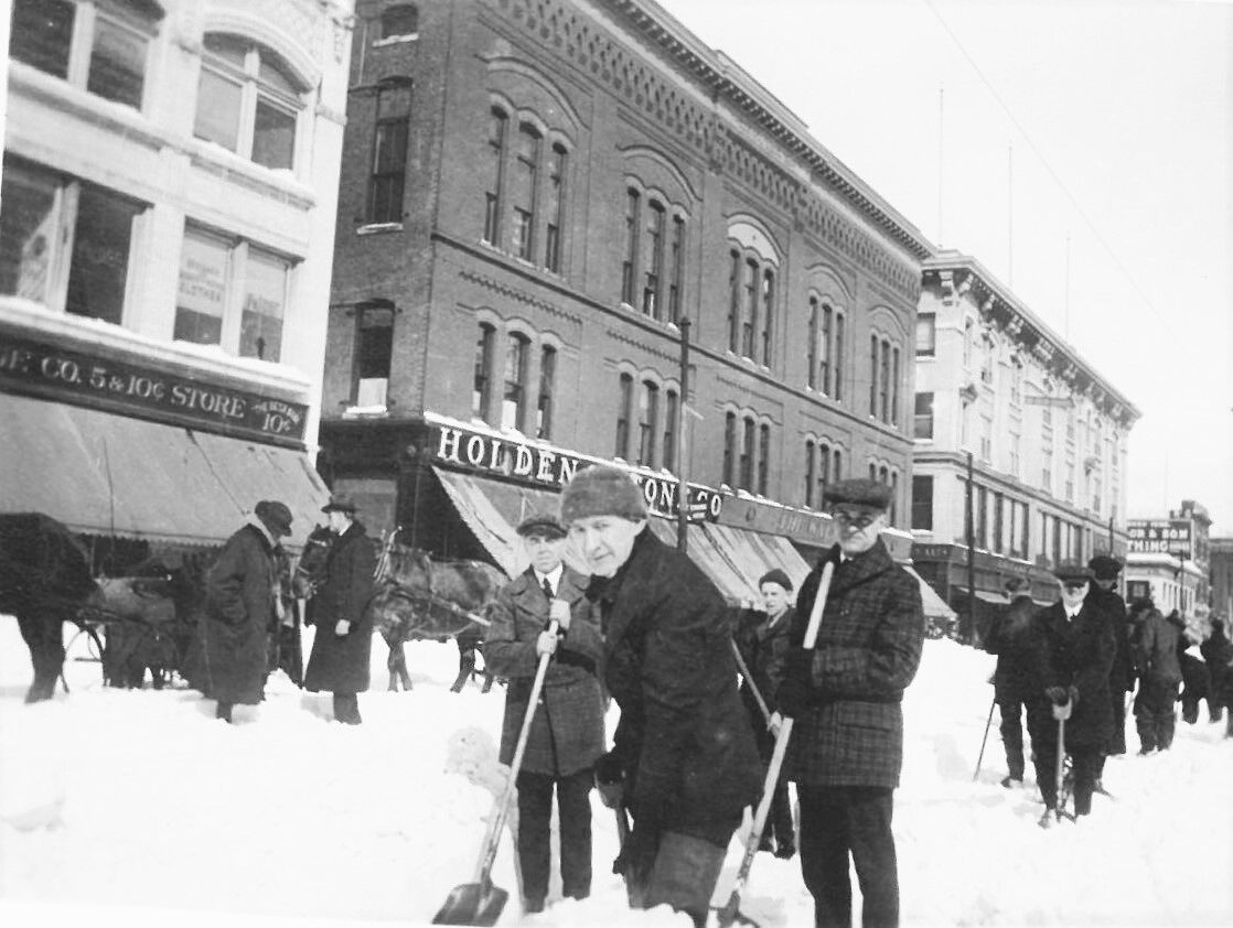 Shoveling North Street